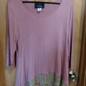 Dusty Rose with Tan Lace Trim 3/4 Sleeved Shirt